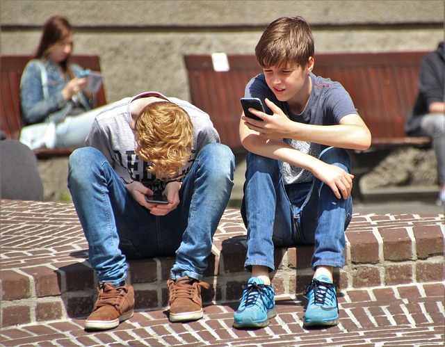 phonecellphonesmartphonelawyertelemarket-640x480-4299824.jpeg