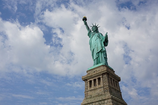 Best Robocall Blocker Apps for NYC: Navigating Legal Limits Effortlessly