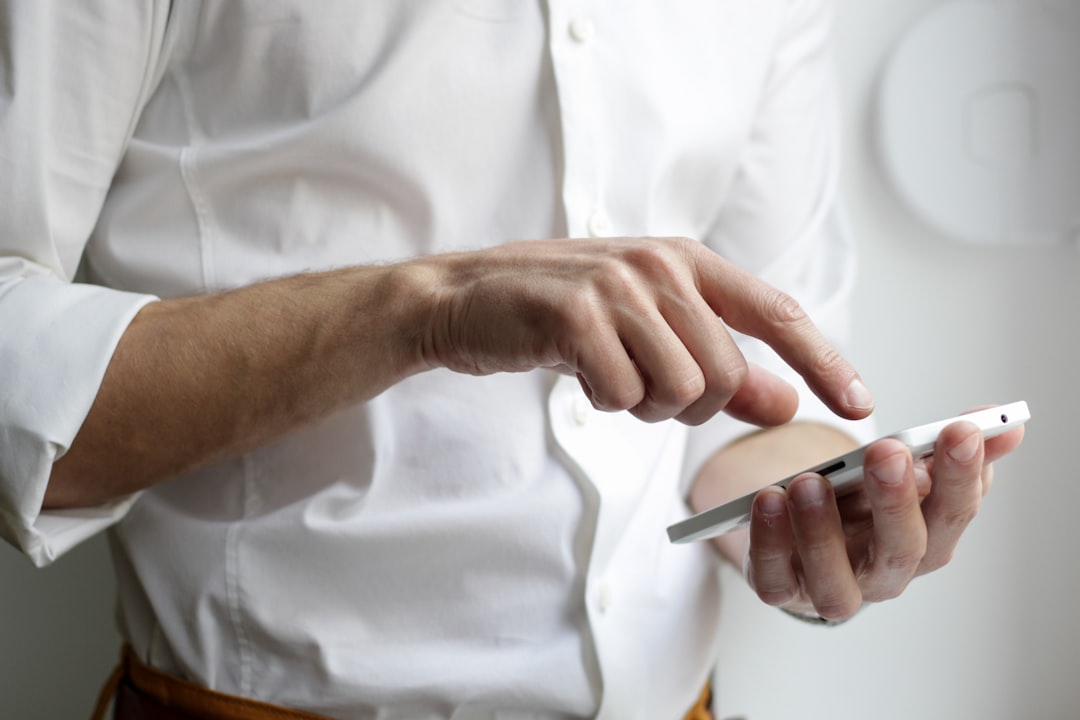 Robocalls in Rural Nebraska: App Reviews & Do Not Call Law Protections