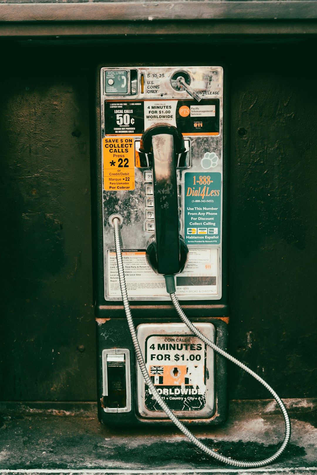 phone,cellphone,smartphone,lawyer,telemarketer,Arkansas