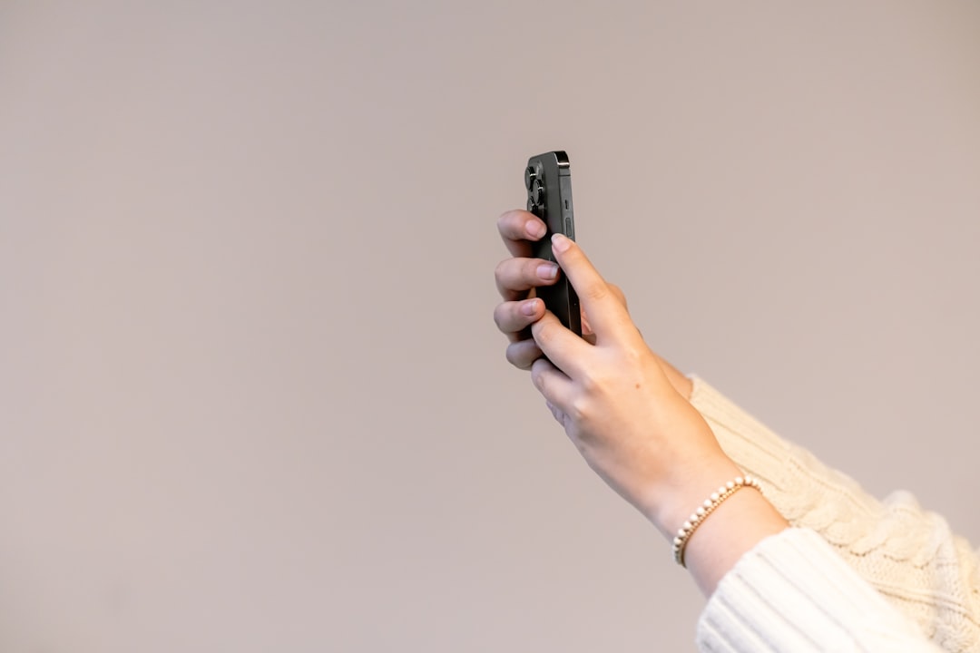 phone,cellphone,smartphone,lawyer,telemarketer,Minnesota