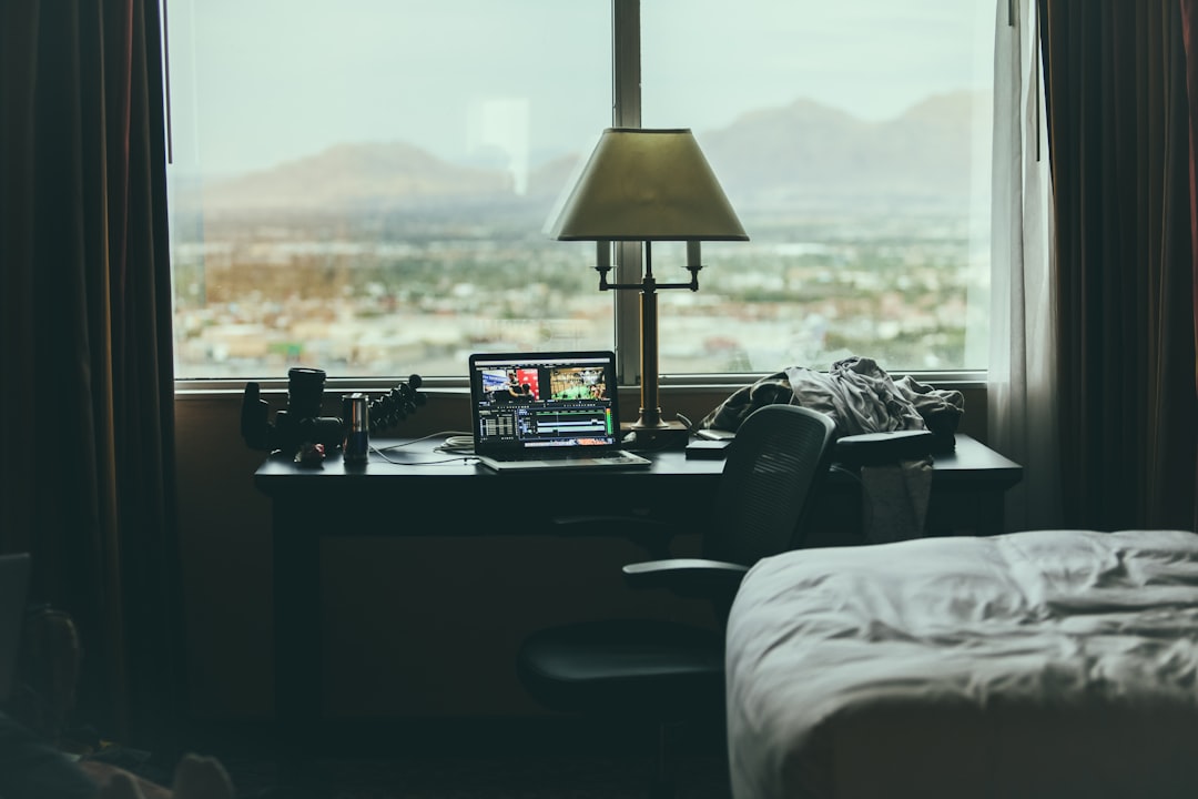 phone,cellphone,smartphone,lawyer,telemarketer,Nevada