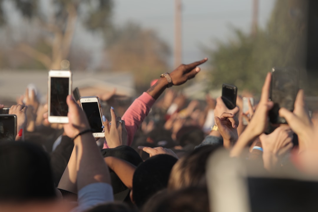 phone,cellphone,smartphone,lawyer,telemarketer,Phoenix
