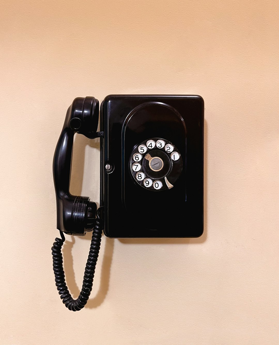 phone,cellphone,smartphone,lawyer,telemarketer,Indiana