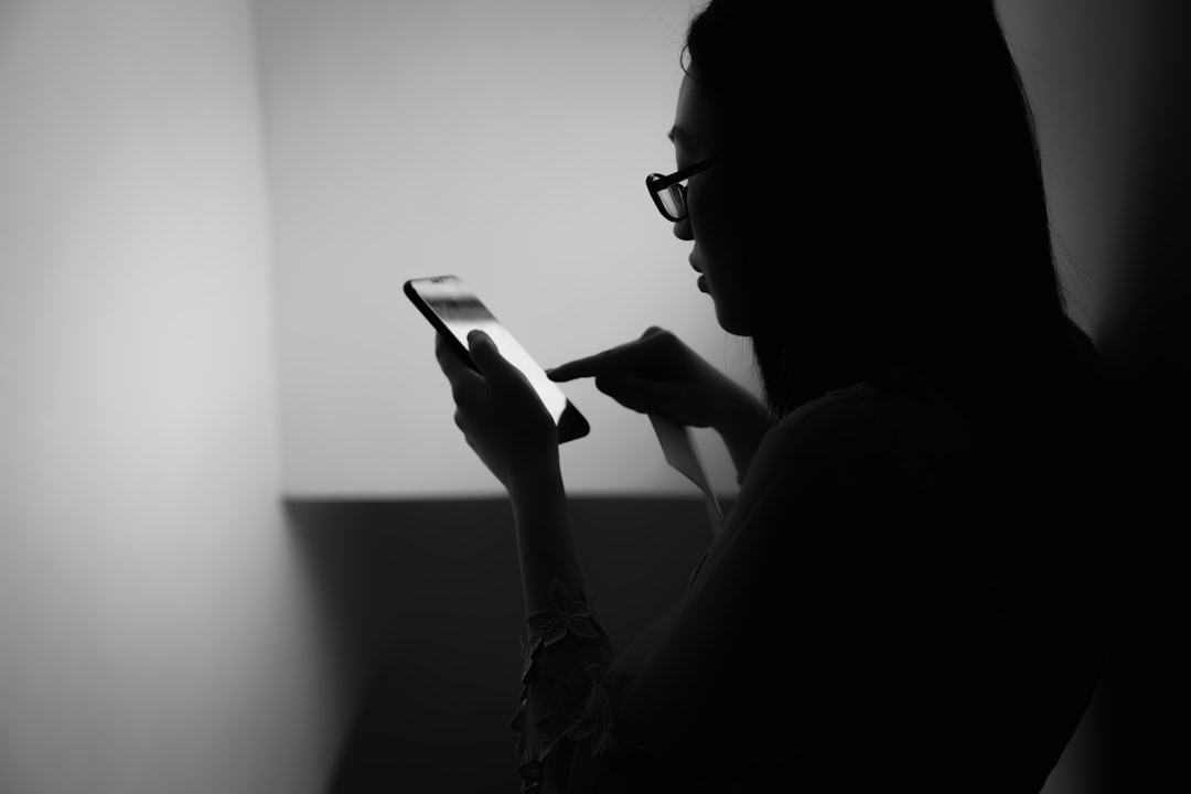 phone,cellphone,smartphone,lawyer,telemarketer,Houston