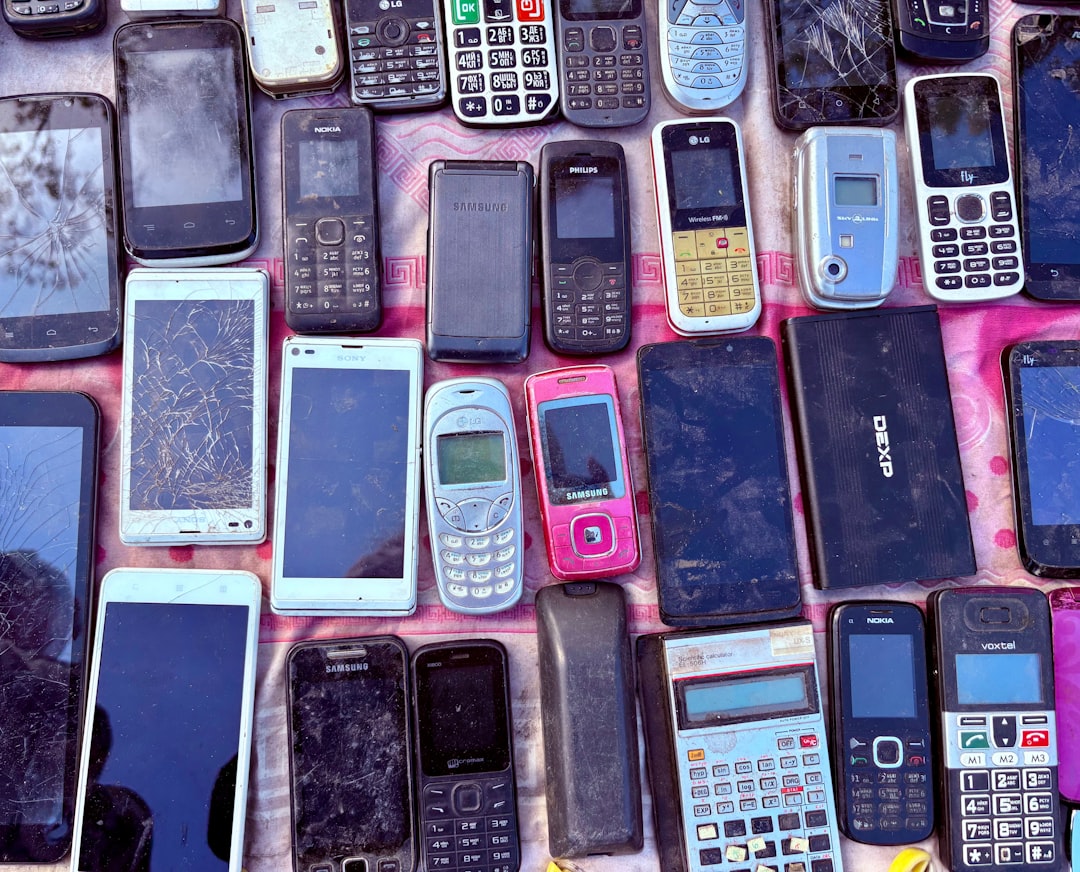 phone,cellphone,smartphone,lawyer,telemarketer,Alabama