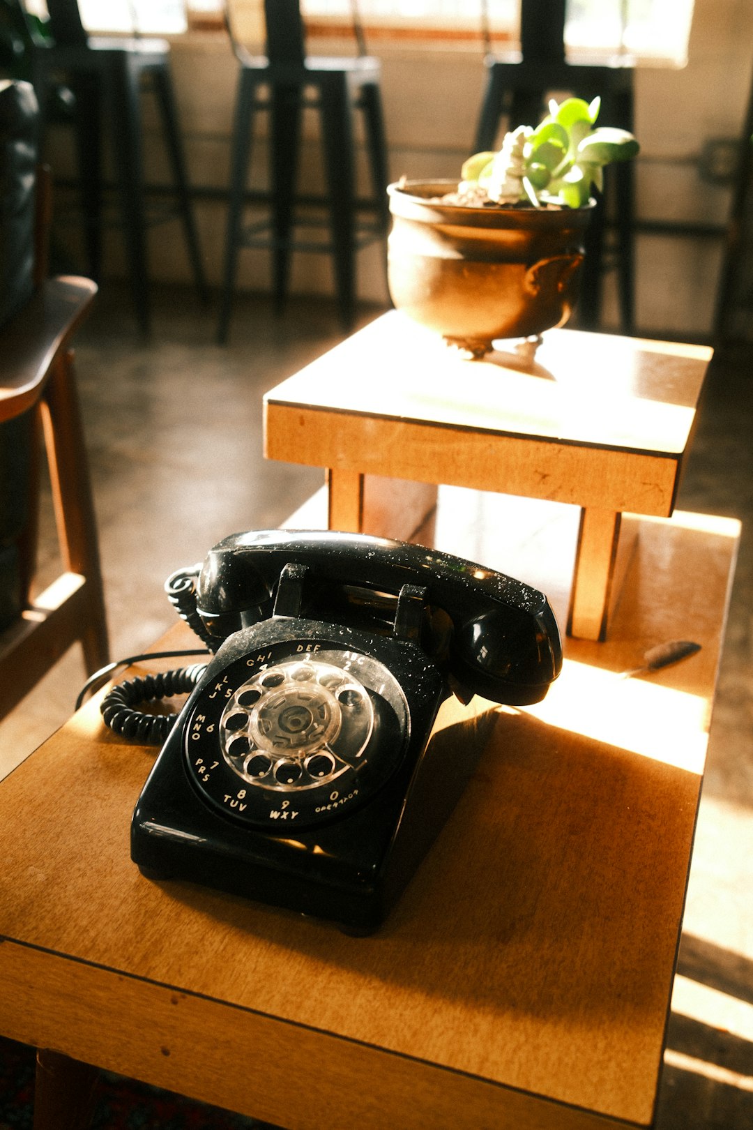 phone,cellphone,smartphone,lawyer,telemarketer,Oregon