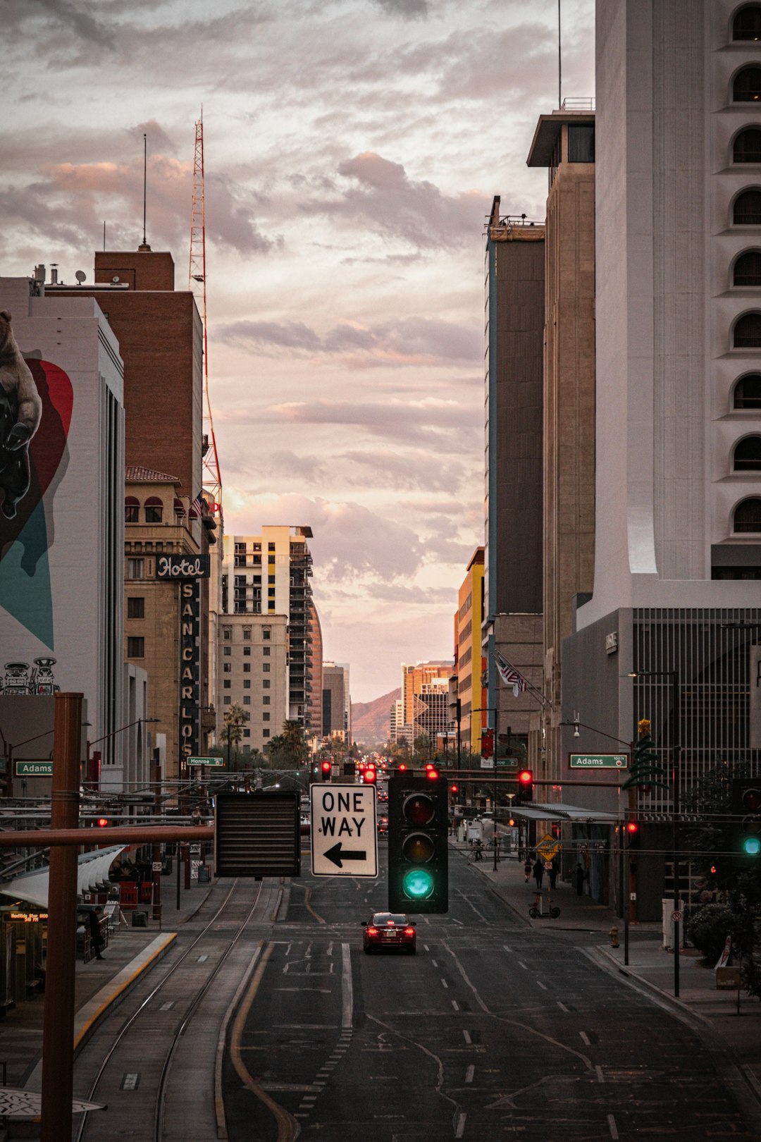 phoenix-640x480-10952042.jpeg